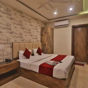 *** Hotel 4everstay By Janki Luxury & Spacious Family In Varansi India