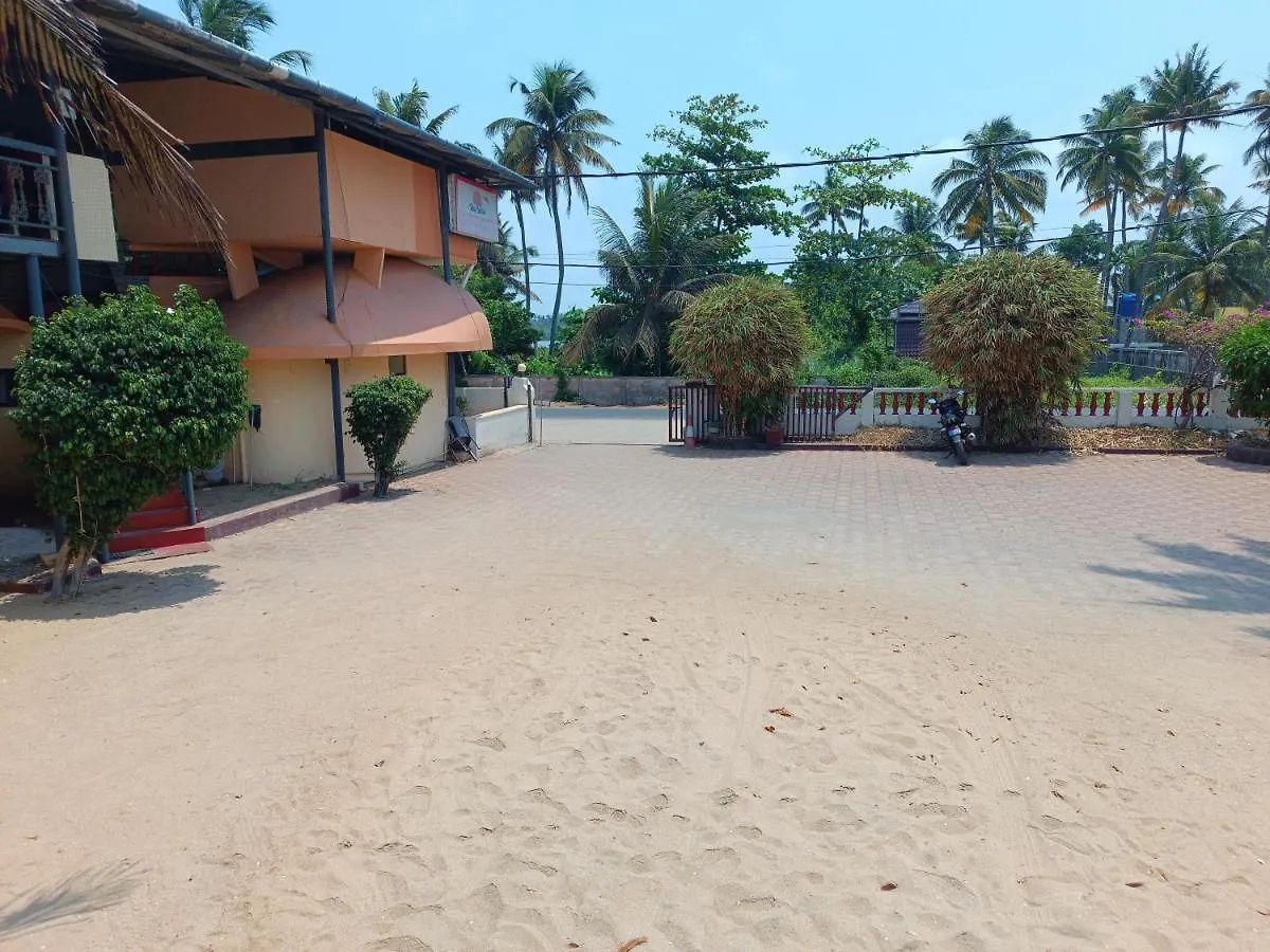 Baywatch Beach Homes Kochi 2*,  India