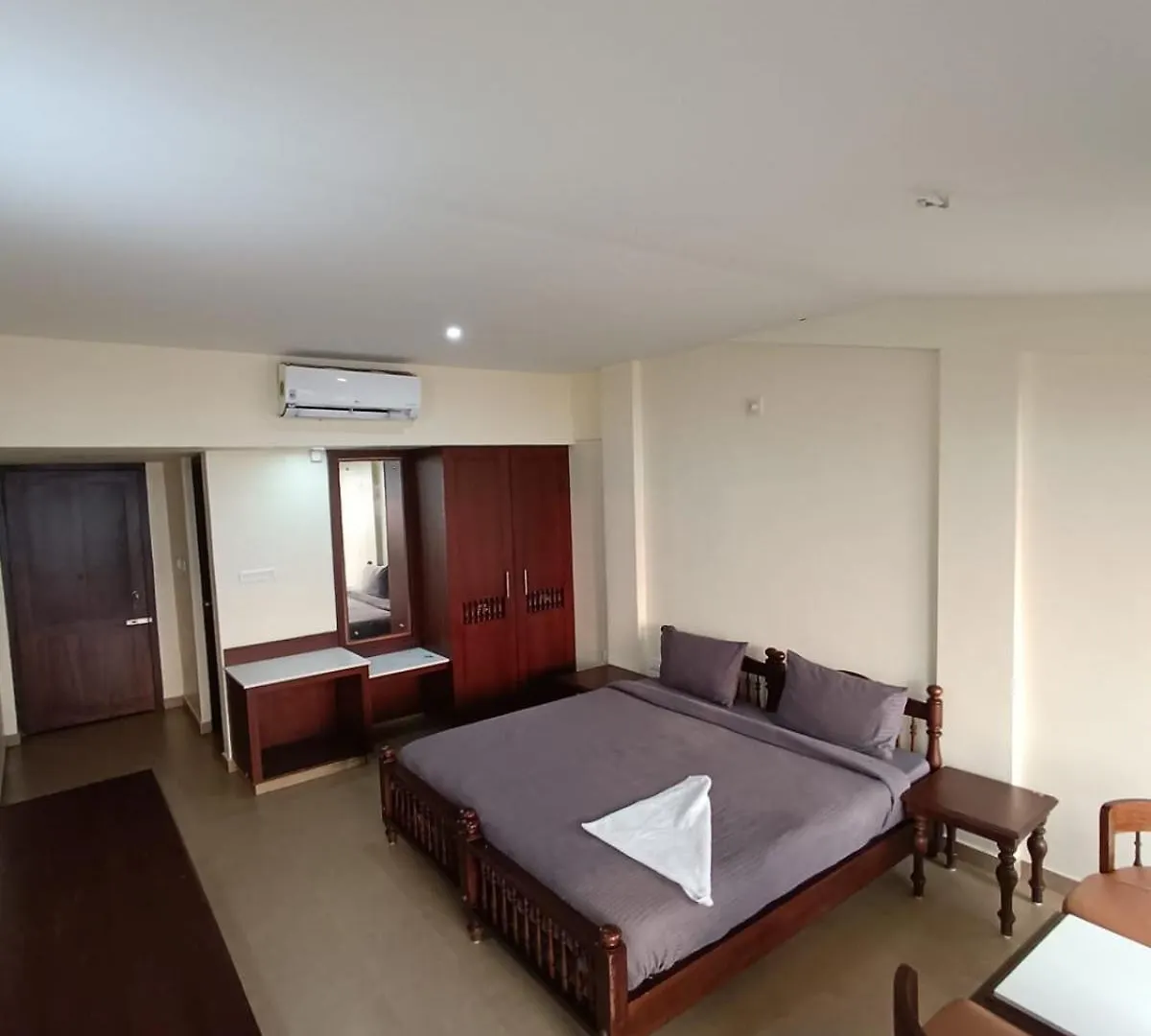 Baywatch Beach Homes Kochi Hotel
