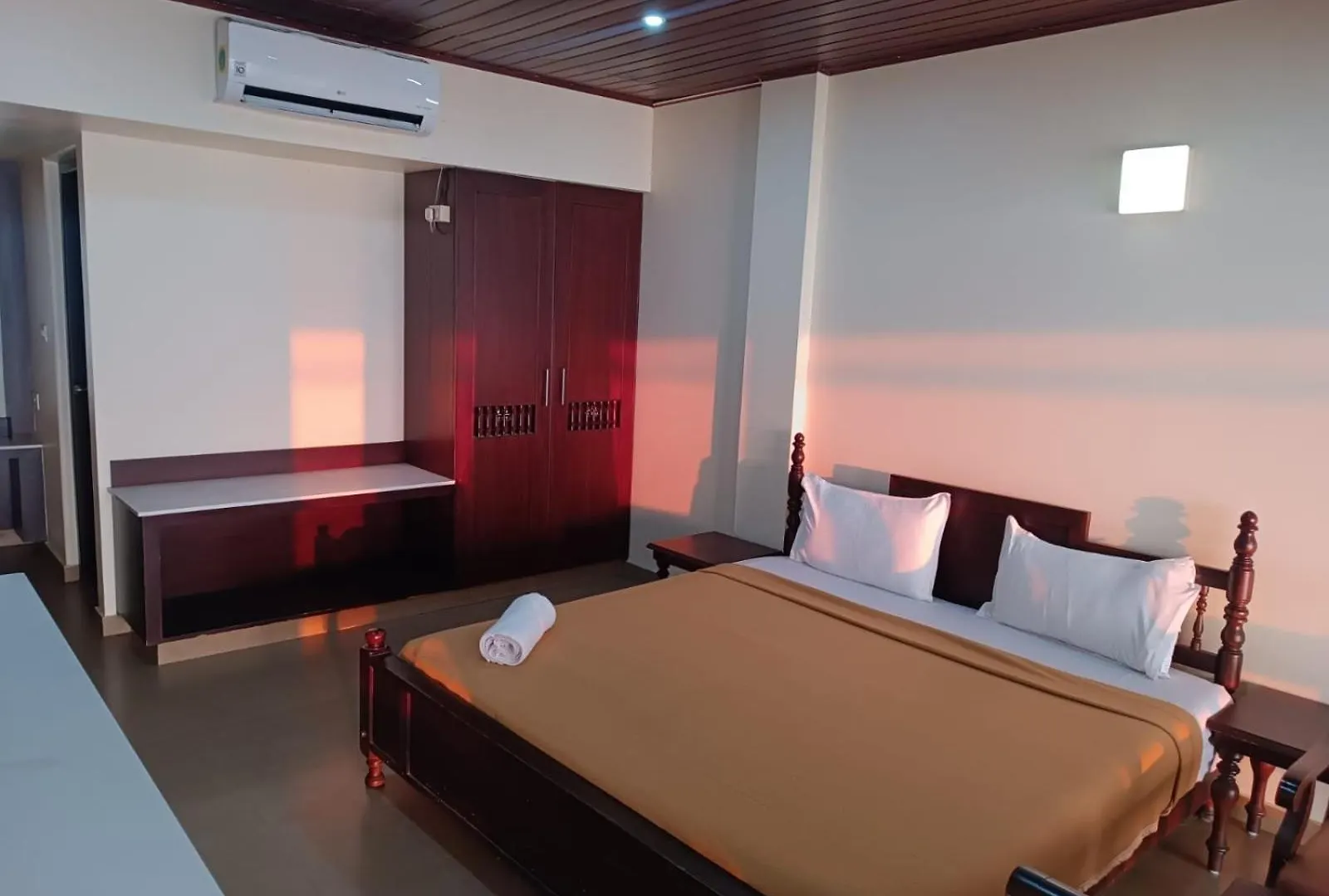 ** Hotel Baywatch Beach Homes Kochi India